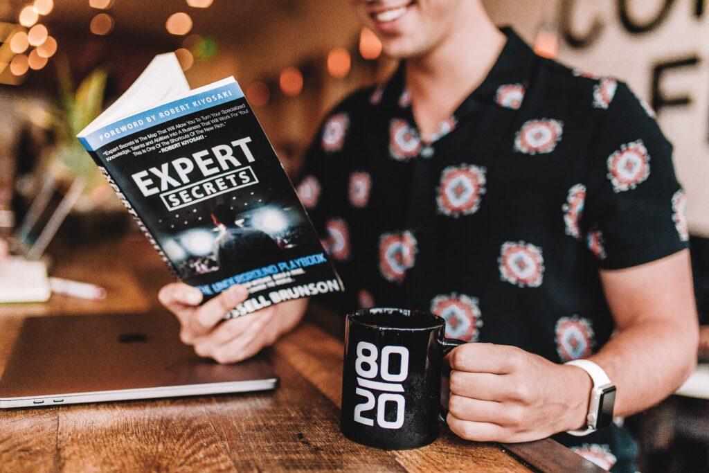 expert secrets | recipe to become an expert